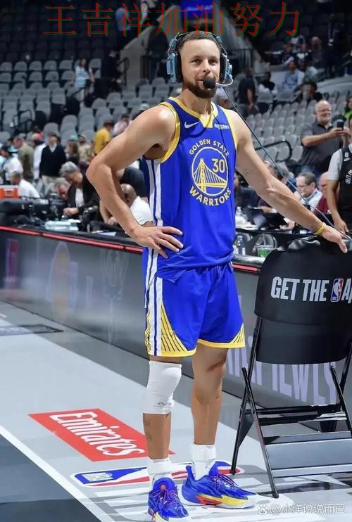 亚洲杯焦点战回顾:库里表现抢眼 为下一场比赛埋下伏笔 亚洲杯焦点战回顾:库里表现抢眼 为下一场比赛埋下伏笔